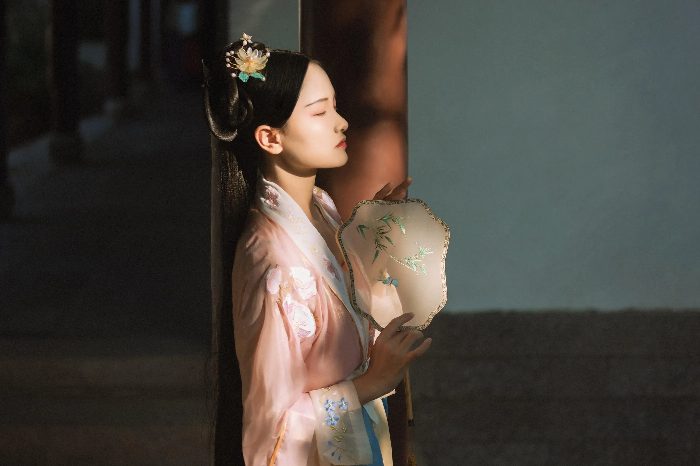 [YITUYU艺图语]2021.10.26 千万绪 清酒 [22P]插图7